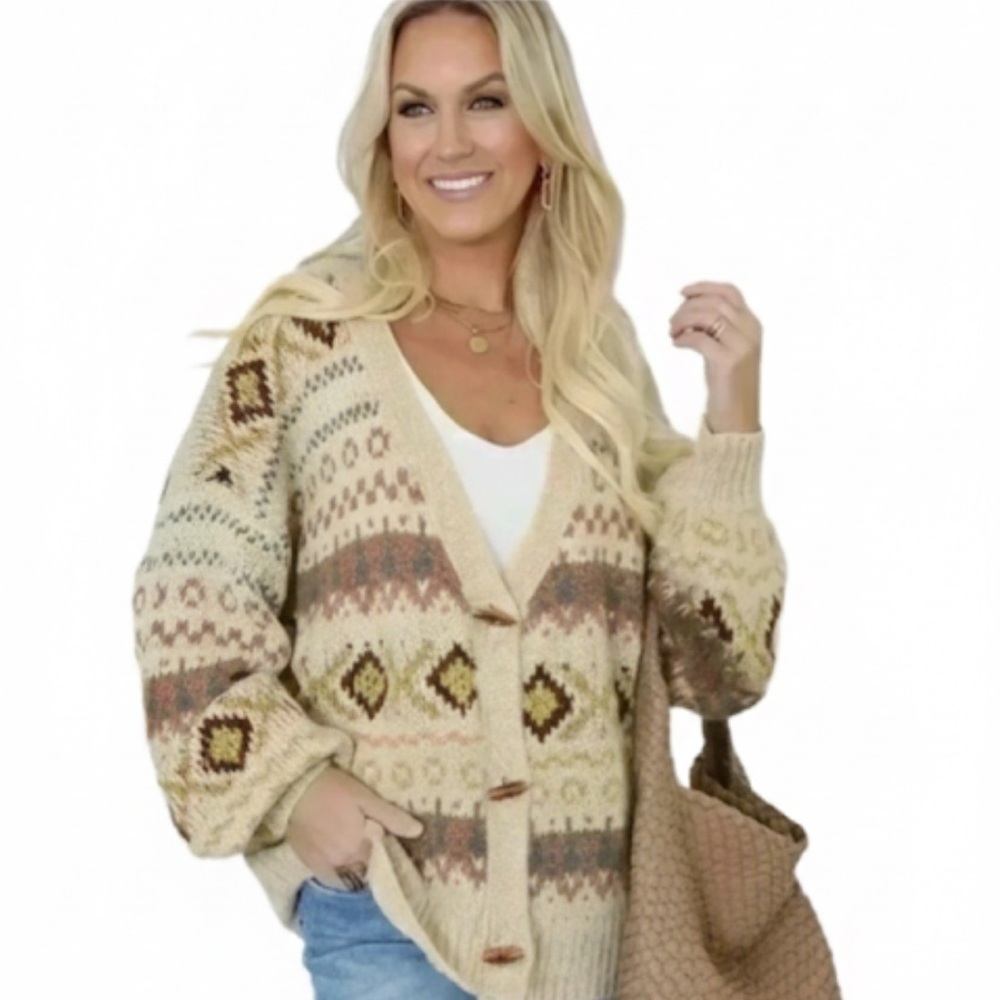 Love Riche Oversized "Boxy" V-Neck Cardigan
Women's Large EUC!